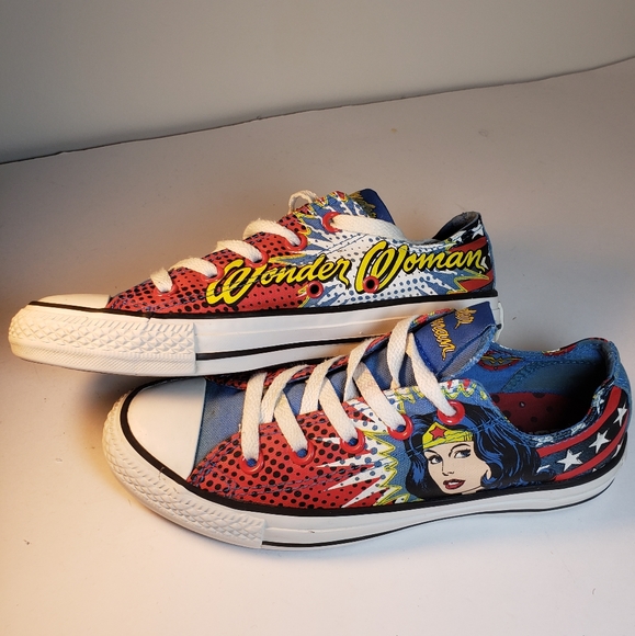 wonder woman converse size 4